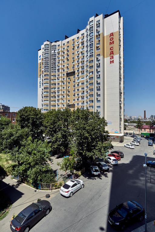 Aparthotel On Filatova Standart Krasnodar Eksteriør billede